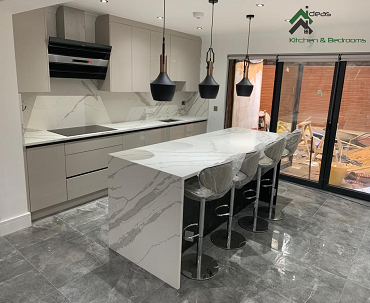White-Calacatta